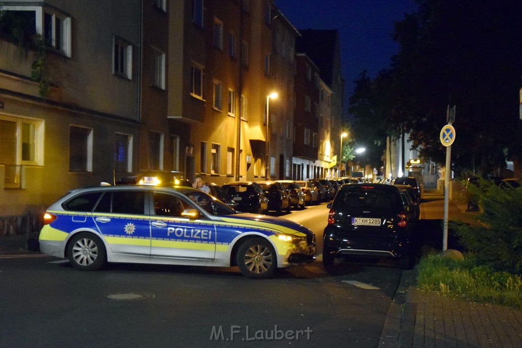 Einsatz BF Bedrohungslage Koeln Kalk P06.JPG - Miklos Laubert